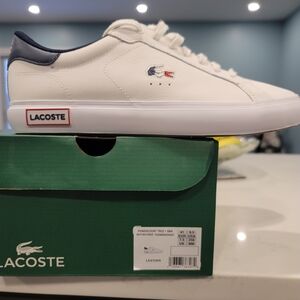NWOT AUTH Lacoste men's leather shoes